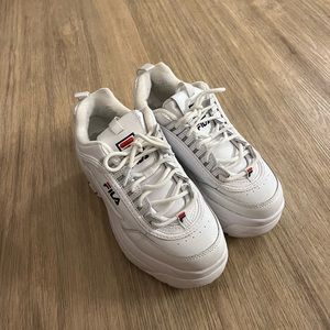 fila disruptor 2 wedges size 6